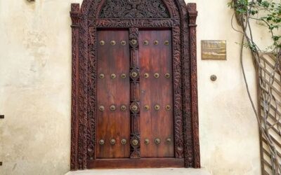 PUERTAS EXCLUSIVAS MADE IN SPAIN: ARTESANÍA Y DISEÑO MEDITERRÁNEO ACTUAL